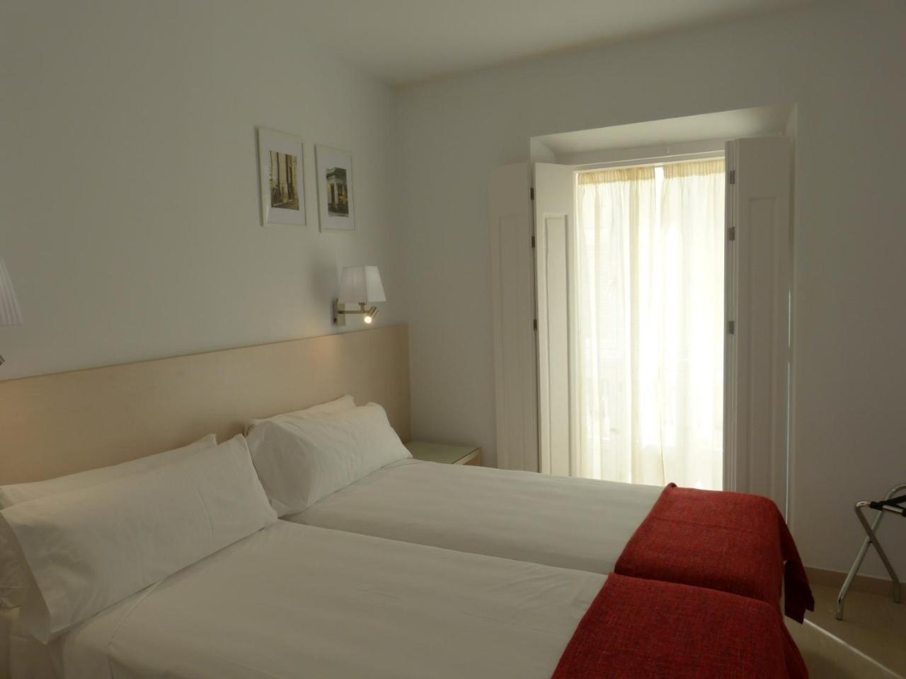 Apartamentos Patagonia Sur Cadix Extérieur photo