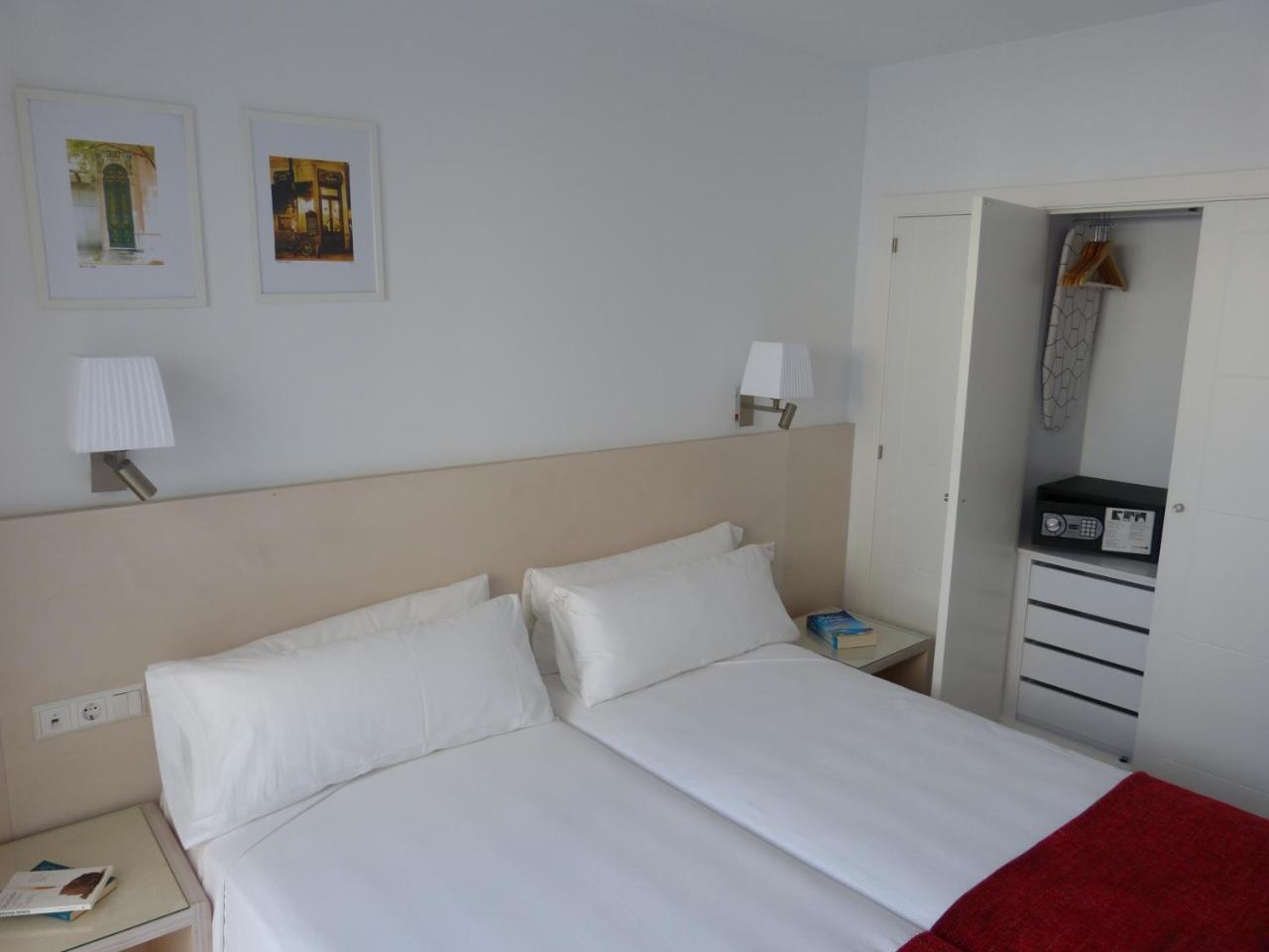 Apartamentos Patagonia Sur Cadix Extérieur photo